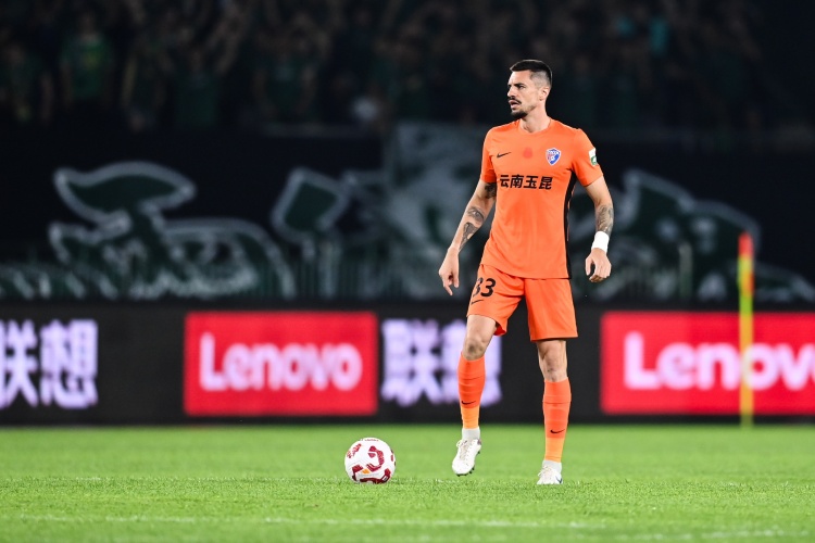 布爾克紅牌產(chǎn)生的自然停賽因玉昆的足協(xié)杯賽事結(jié)束而自然消除