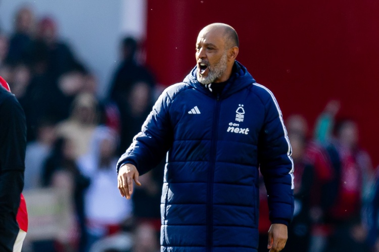 記者：諾丁漢森林考慮解雇主帥努諾，他和老板因轉(zhuǎn)會(huì)分歧關(guān)系緊張