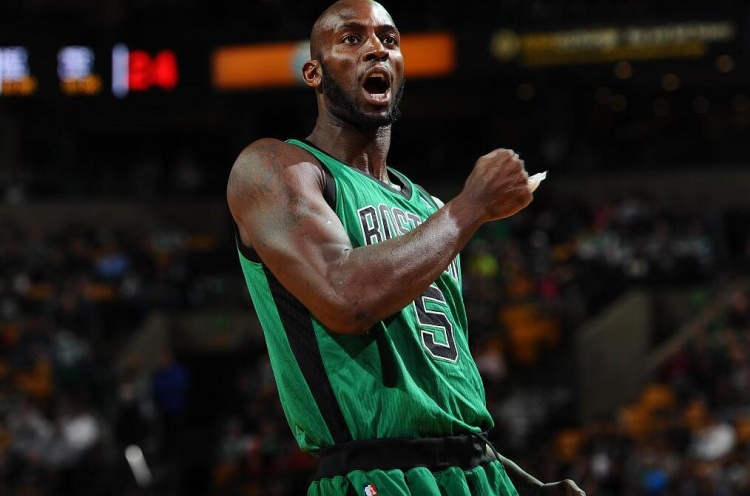 自97賽季有統(tǒng)計以來 加內(nèi)特被吹走步最多 吉諾比利0走步場次最多