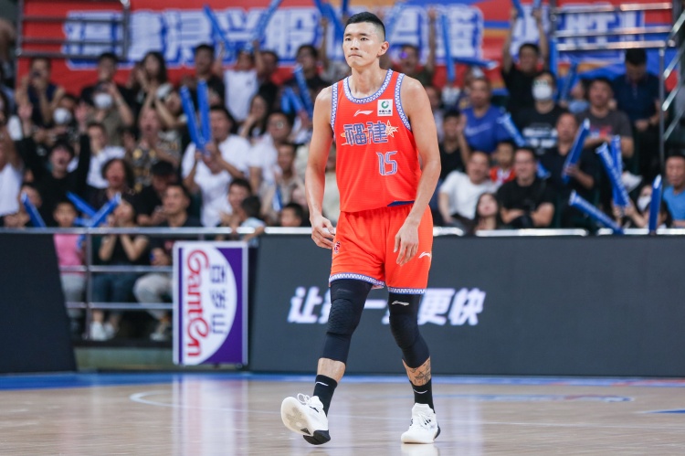 媒體人：陳林堅(jiān)將在夏聯(lián)東營站完成山東隊(duì)首秀 高詩巖暫時(shí)不打