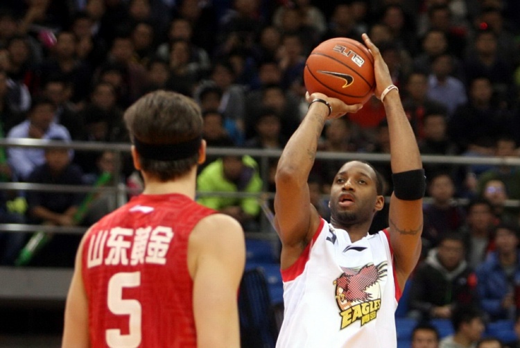 麥迪：當(dāng)我宣布去打CBA時(shí)票馬上賣光了 我入場就像披頭士