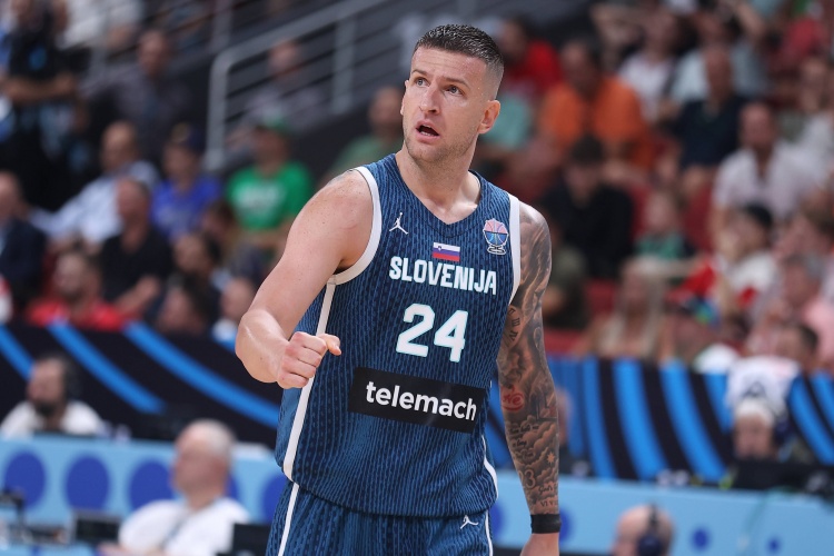 斯洛文尼亞中鋒歐米奇：沒人能擊敗一支90分的比賽罰40個球的球隊