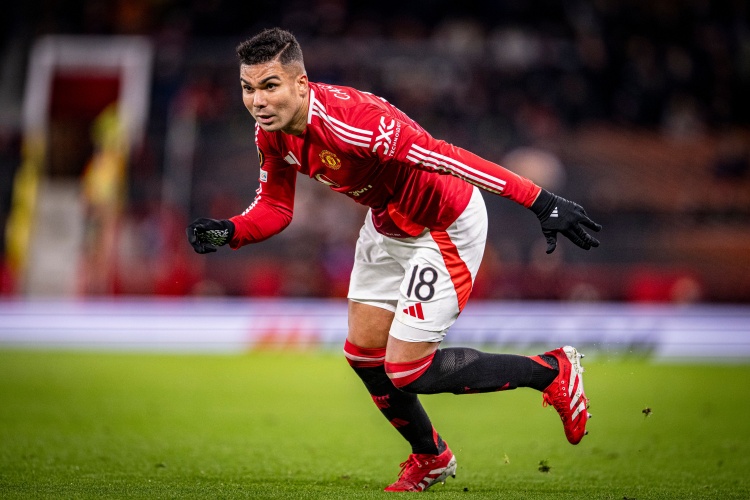 郵報：卡塞米羅是曼聯(lián)體脂率最低的球員之一，競技狀態(tài)極大提升