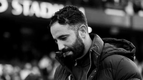 綠帽哥：曼聯(lián)已準備好在10月解雇阿莫林！此舉獲曼聯(lián)資深球員支持