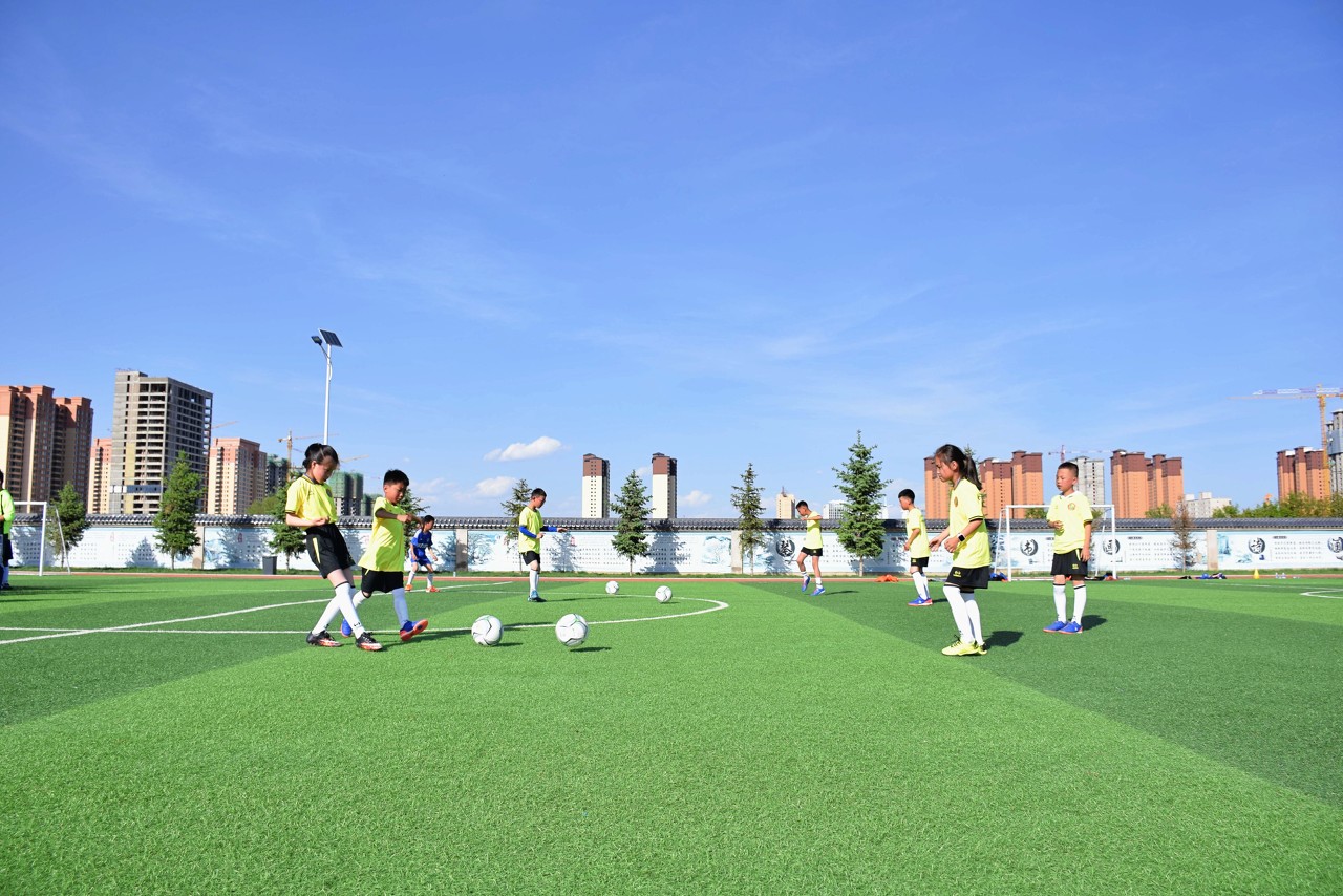 中國體育報：以求真務(wù)實態(tài)度科學(xué)推進足球青訓(xùn)工作