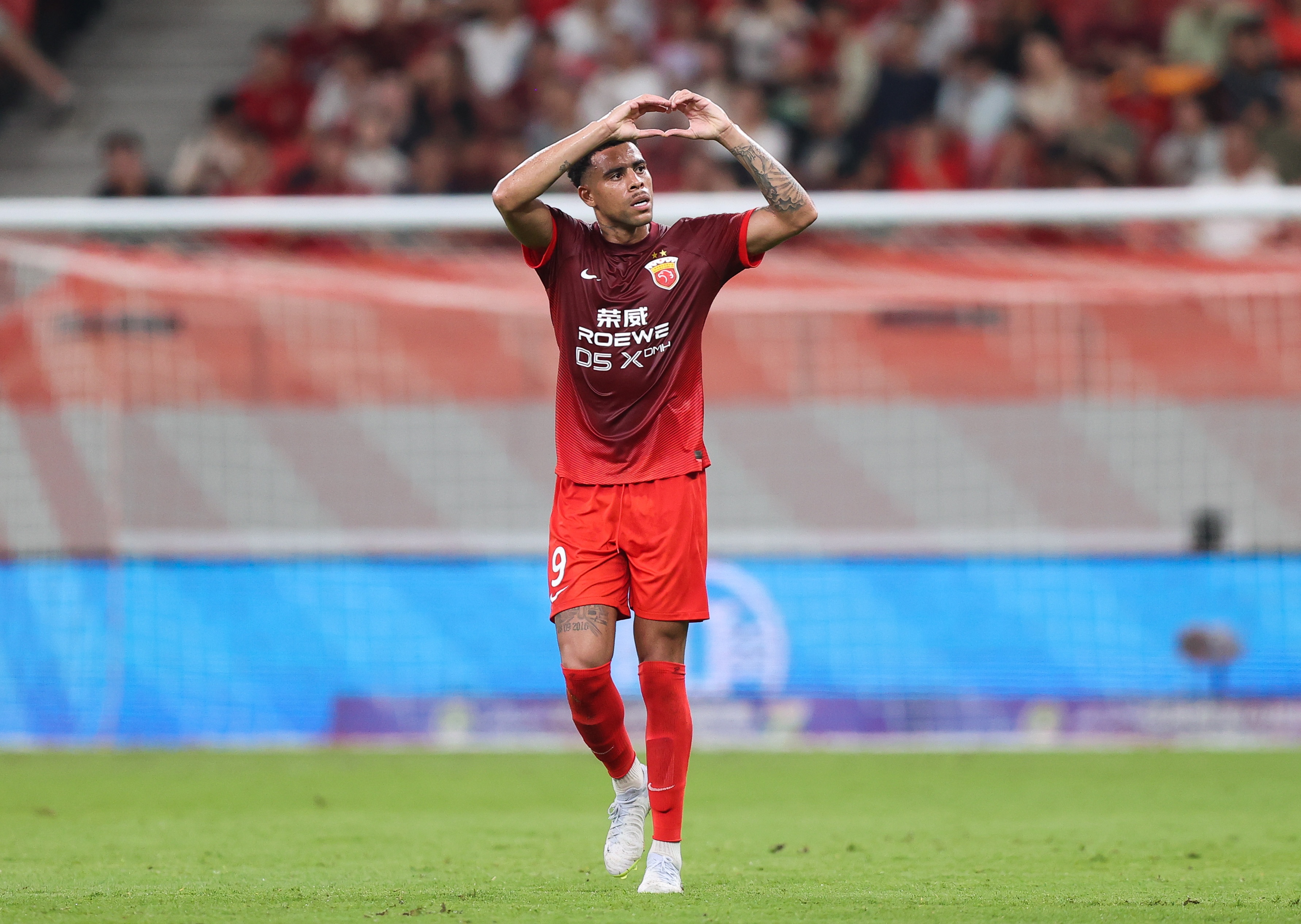 東體：海港的目標(biāo)仍是亞冠出線，古斯塔沃勁頭十足